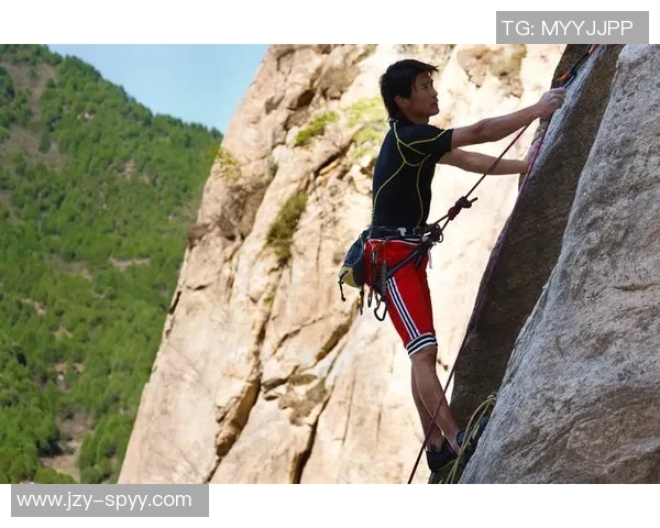 从零起步到高手：全面掌握攀岩技巧与状态调整指南
