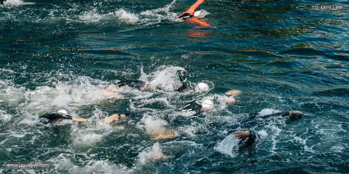 📱错过直播？精彩瞬间随时为你回放！